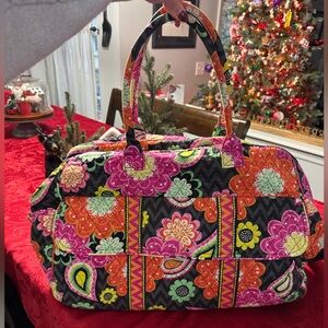 Vera Bradley Ziggy Zinnia Grand Weekender Duffel